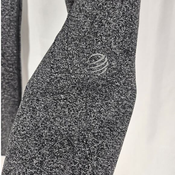 MPG WOMEN'S GRAY ATHLETIC WORKOUT COMPRESSION LEGGINGS – SIZE MEDIUM - Picture 4 of 10